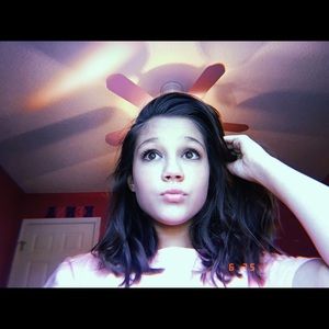 Meet your Posher, Mckenna